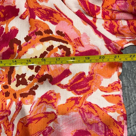 THML Orange and Pink Floral Blouse vibrant color! - Picture 3 of 4